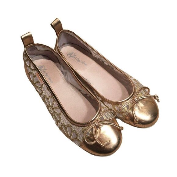 Naturino Gold Flats size 6.5 - Picture 1 of 6